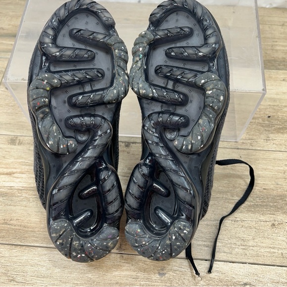 Nike woman’s Vapormax 2021 FK Flyknit Sneaker Triple Black size 5 Y Women’s 6.5 - Picture 7 of 10